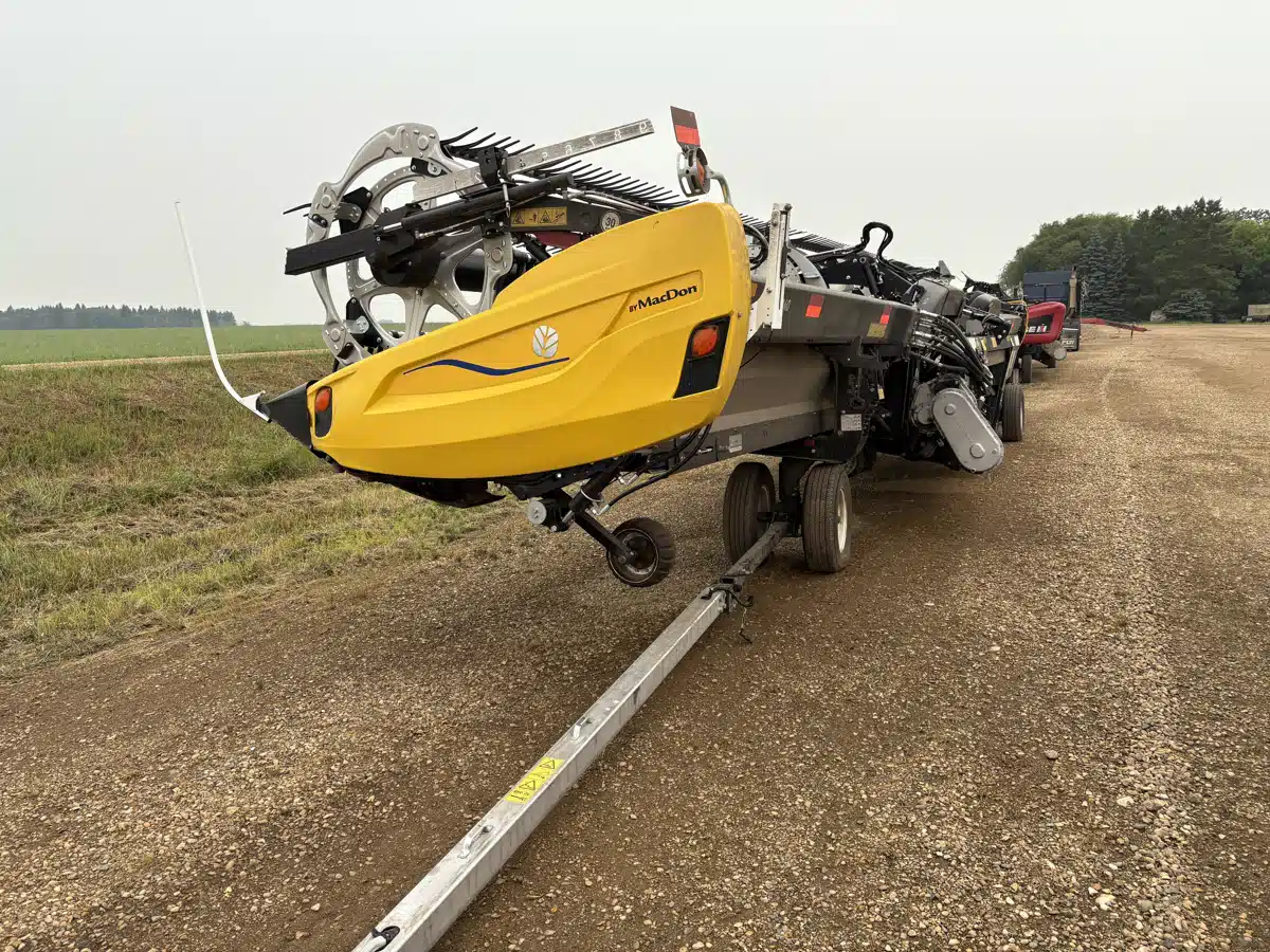 Gallery image 1 for Used 2023 MacDon FD240 Header - Flex Draper