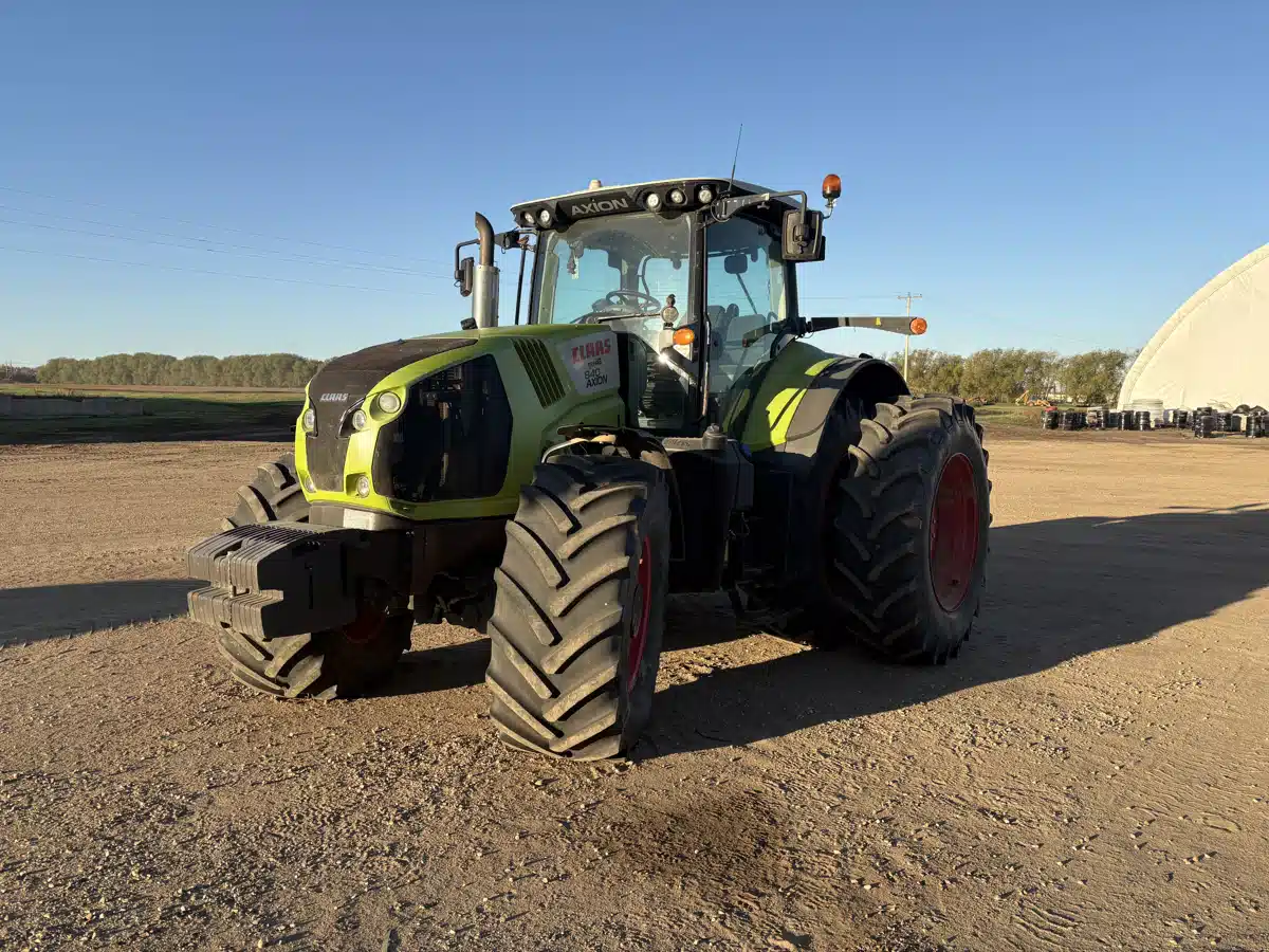 Gallery image 1 for Used 2017 CLAAS AXION 840 Tractor
