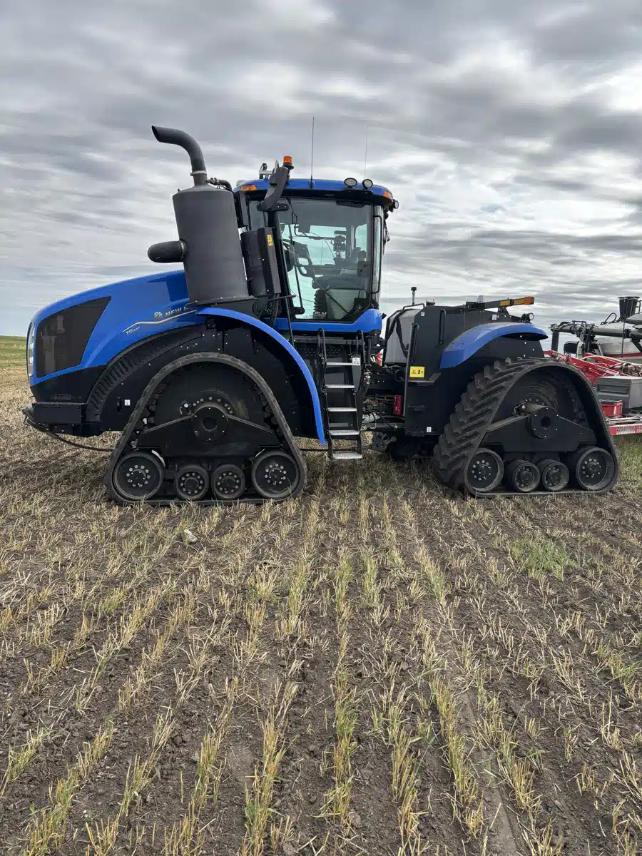 Gallery image 2 for Used 2021 New Holland T9.645 Tractor