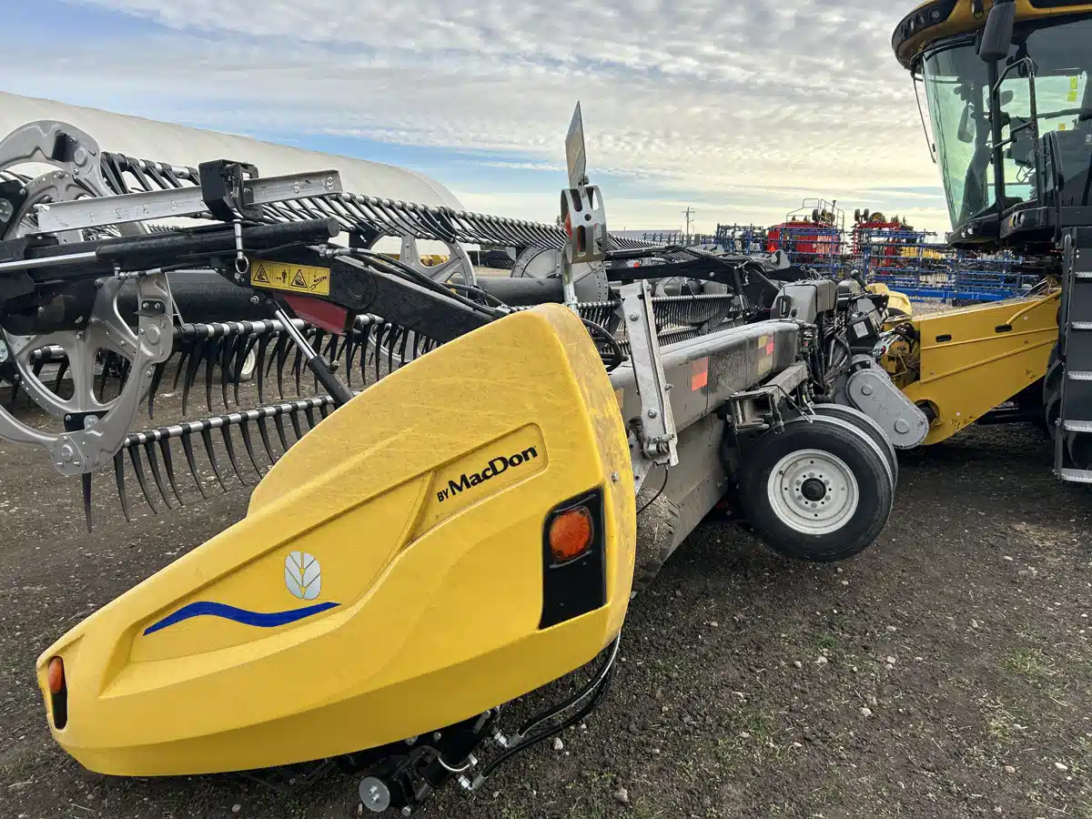 Gallery image 2 for Used 2024 MacDon FD245 Header - Flex Draper