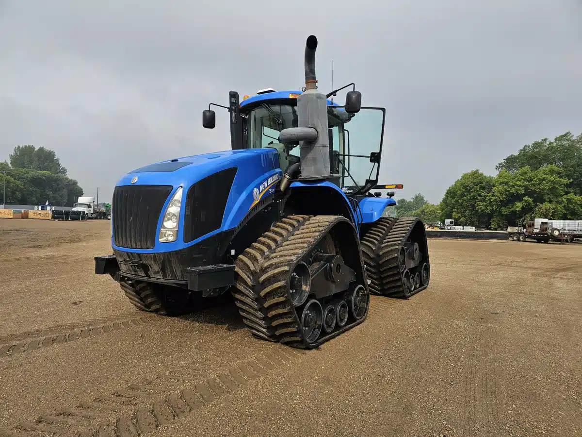 Gallery image 1 for Used 2014 New Holland T9.600 Tractor
