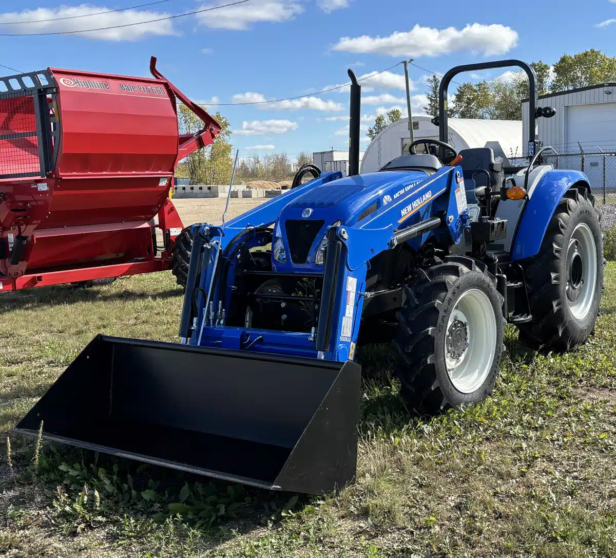 Gallery image 1 for New 2024 New Holland WRKMSTR 75 Tractor