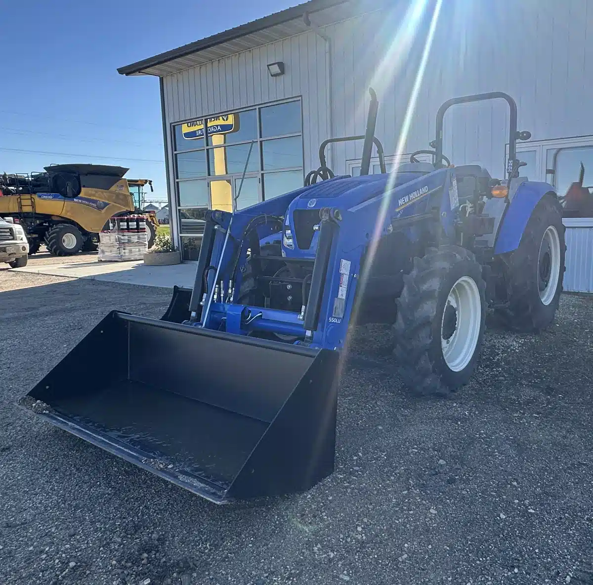 Gallery image 1 for New 2024 New Holland WRKMSTR 75 Tractor