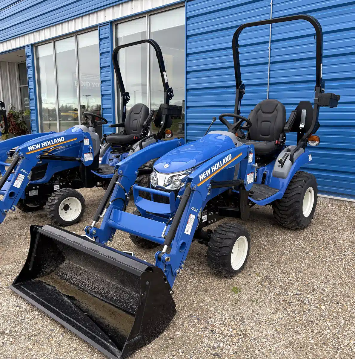 Gallery image 1 for New 2025 New Holland WORKMASTER 25S Tractor