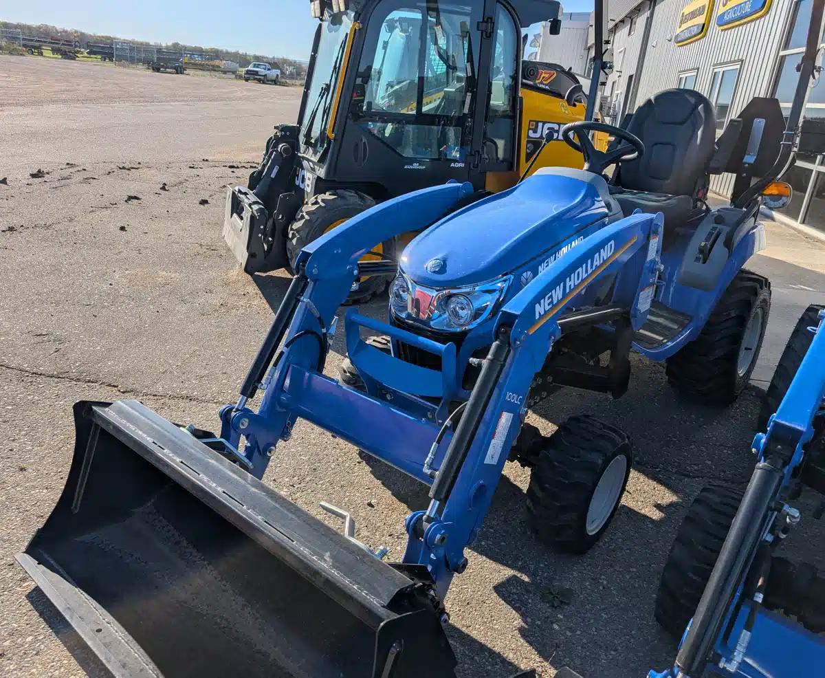 Gallery image 1 for New 2025 New Holland WORKMASTER 25S Tractor