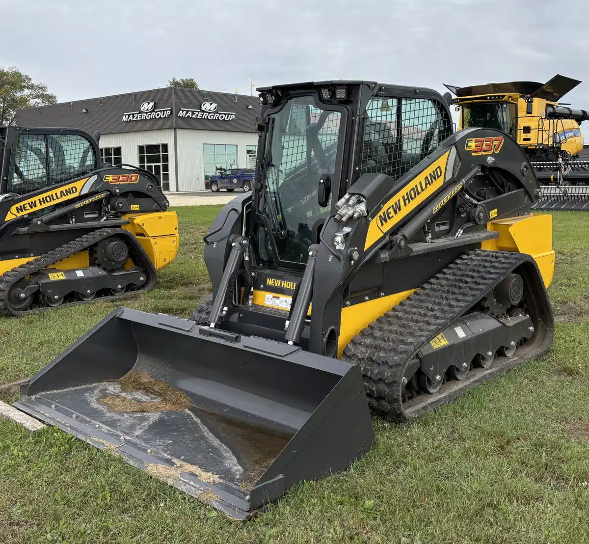 Gallery image 1 for New 2025 New Holland C337 Track Loader