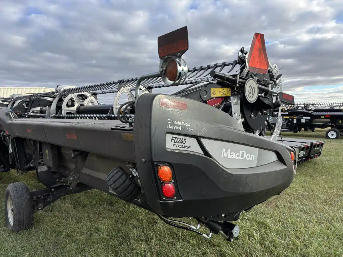 Gallery image 2 for Used 2023 MacDon FD245 Header - Flex Draper