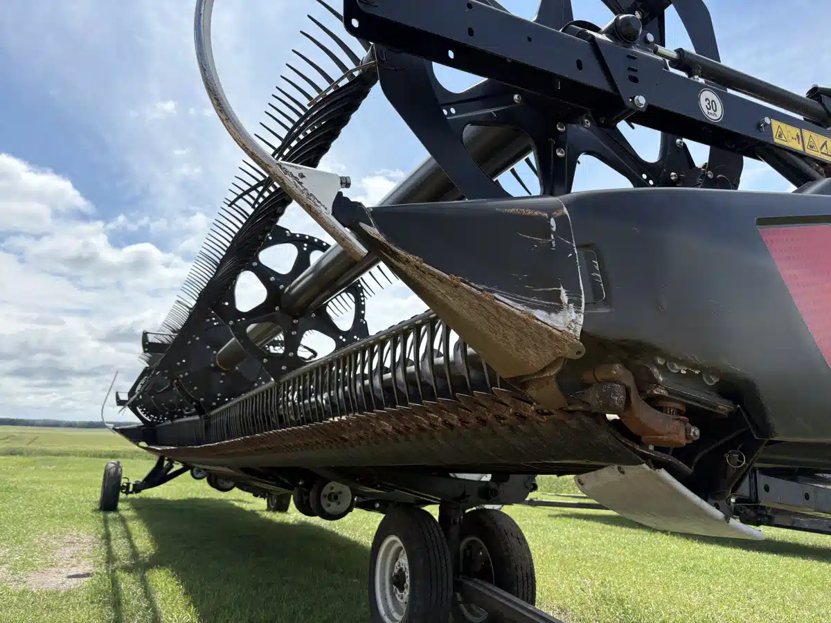 Gallery image 2 for Used 2019 MacDon FD135 Header - Draper