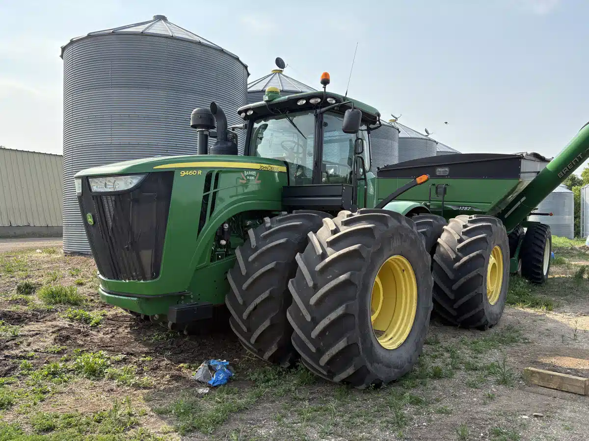 Gallery image 1 for Used 2013 John Deere 9460R Tractor