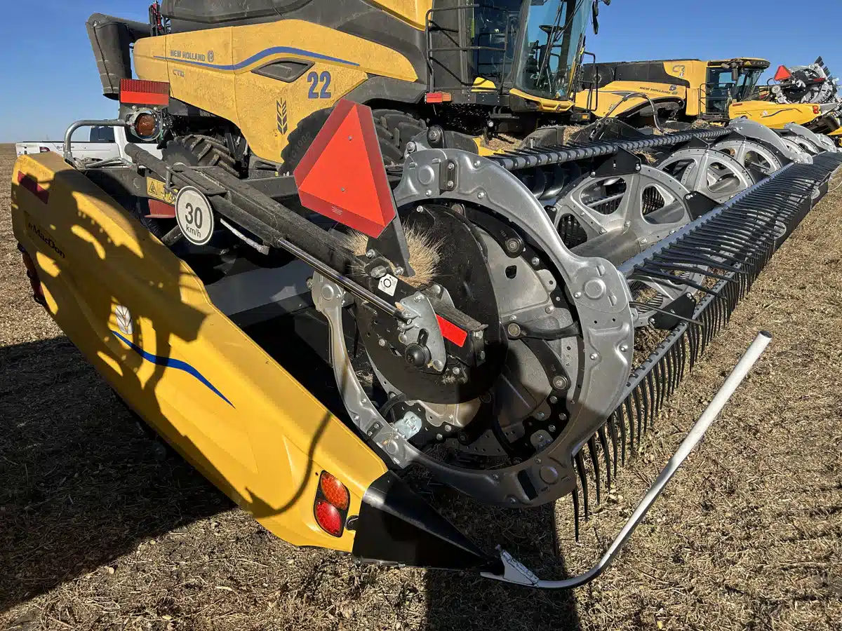 Gallery image 1 for Used 2024 MacDon FD240 Header - Flex Draper