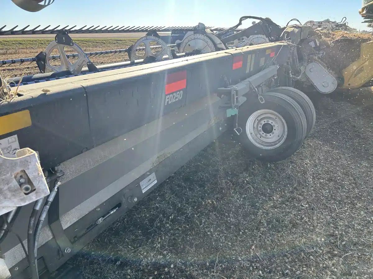 Gallery image 2 for Used 2024 MacDon FD240 Header - Flex Draper