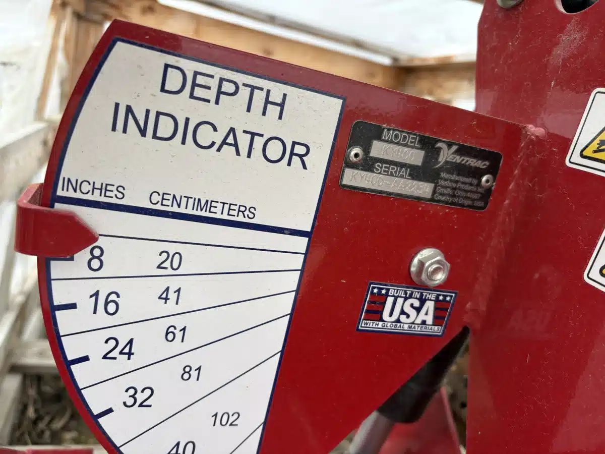 Gallery image 2 for 2023 Ventrac KY400 L&G Attachment