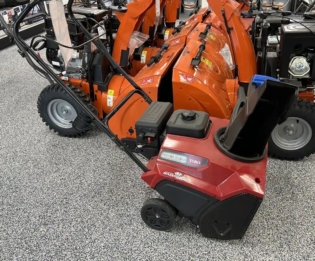 Gallery image 1 for 2023 Toro 821 RC Snow Blower