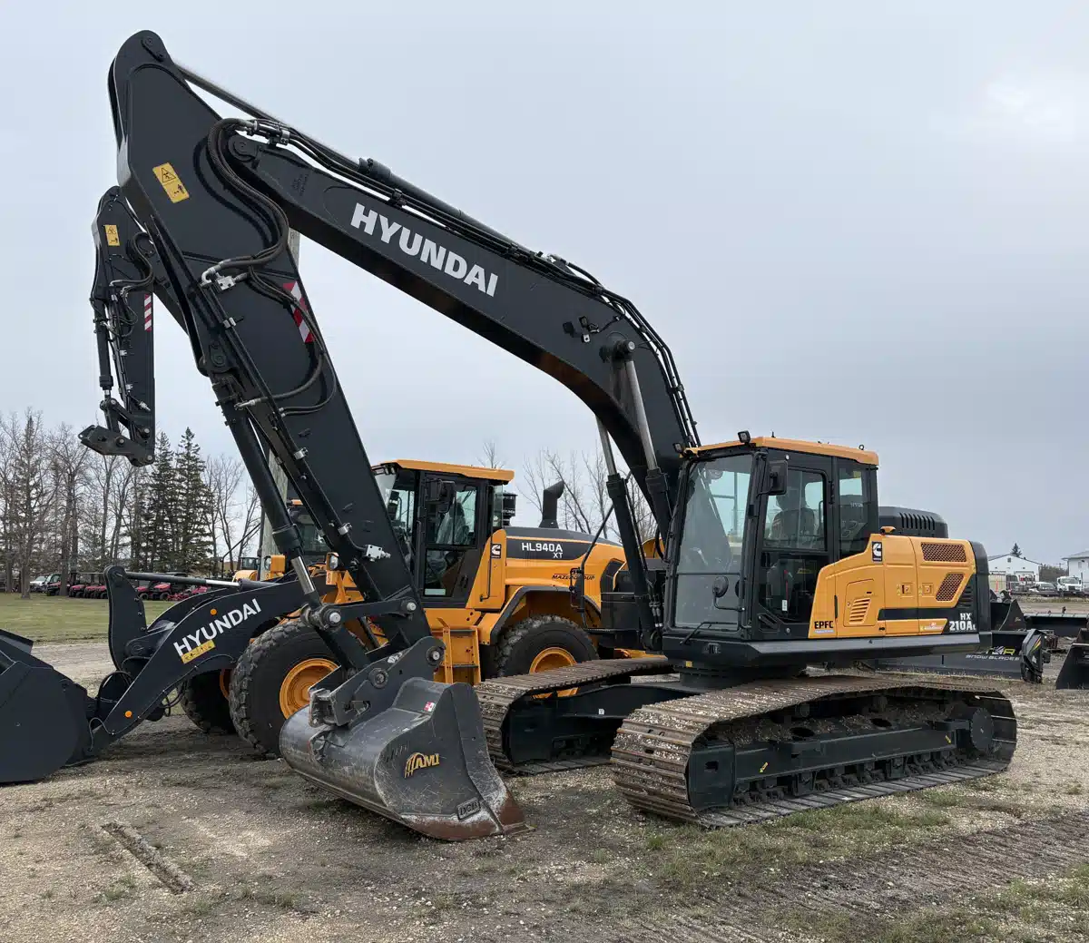 Gallery image 1 for New 2024 Hyundai Ind HX210A L Excavator