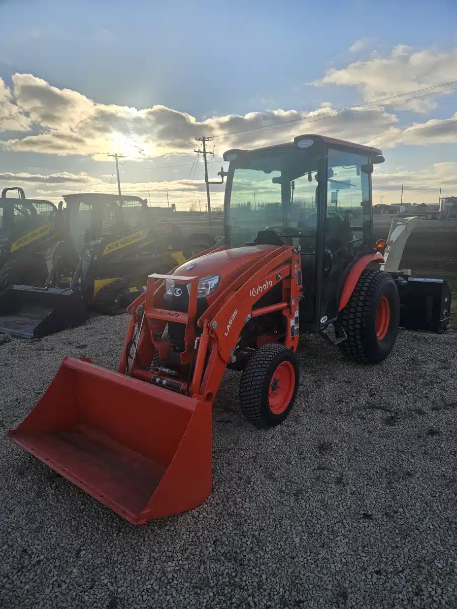 Used 2020 Kubota LX2610 Tractor