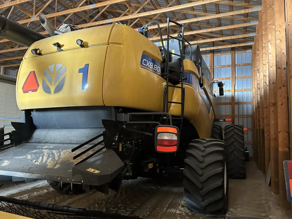 Gallery image 2 for 2021 New Holland CX8.80 Combine