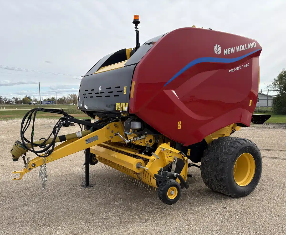 Gallery image 1 for 2024 New Holland PB460 Round Baler