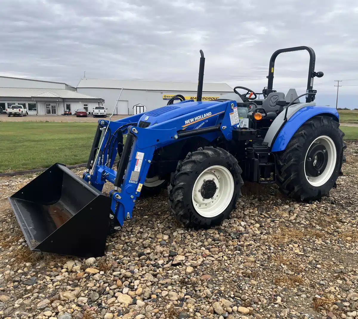 Gallery image 1 for 2024 New Holland WRKMSTR 75 Tractor