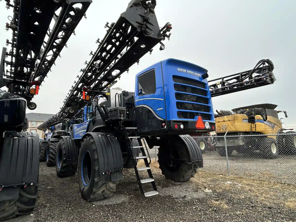 Photo de la Galerie 2 pour 2024 New Holland SP410F Arroseur - Automoteur
