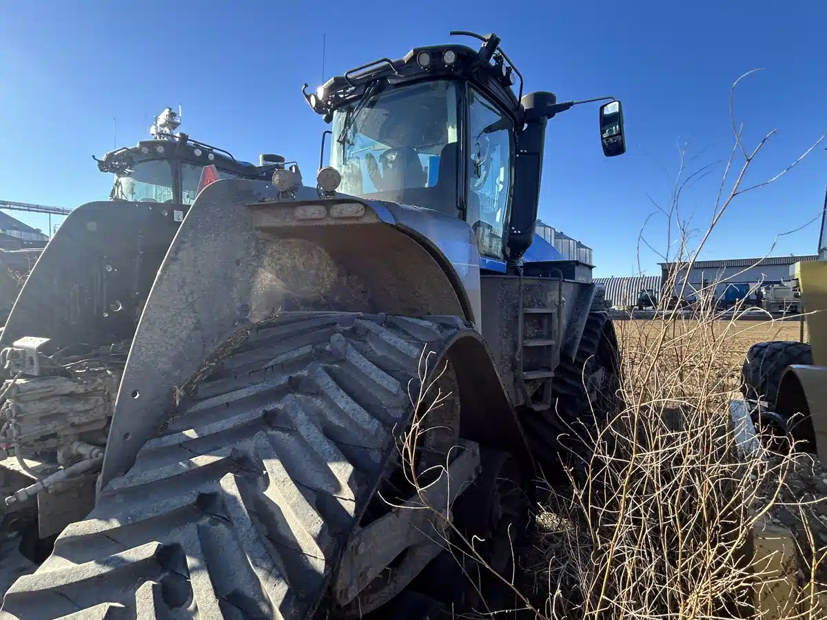 Gallery image 2 for 2024 New Holland T9.655 Tractor