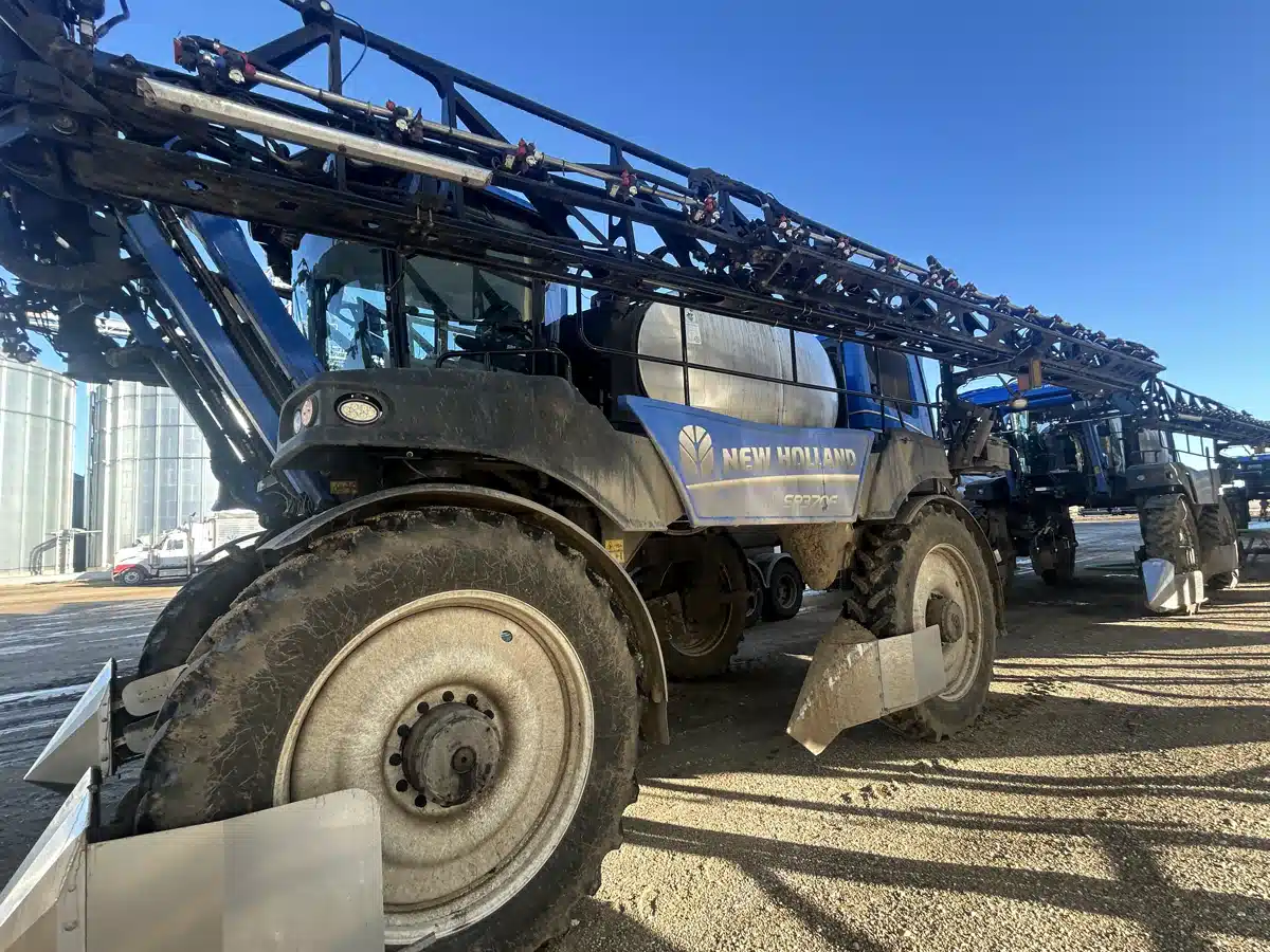 Gallery image 2 for 2025 New Holland SP370F Sprayer - Self Propelled