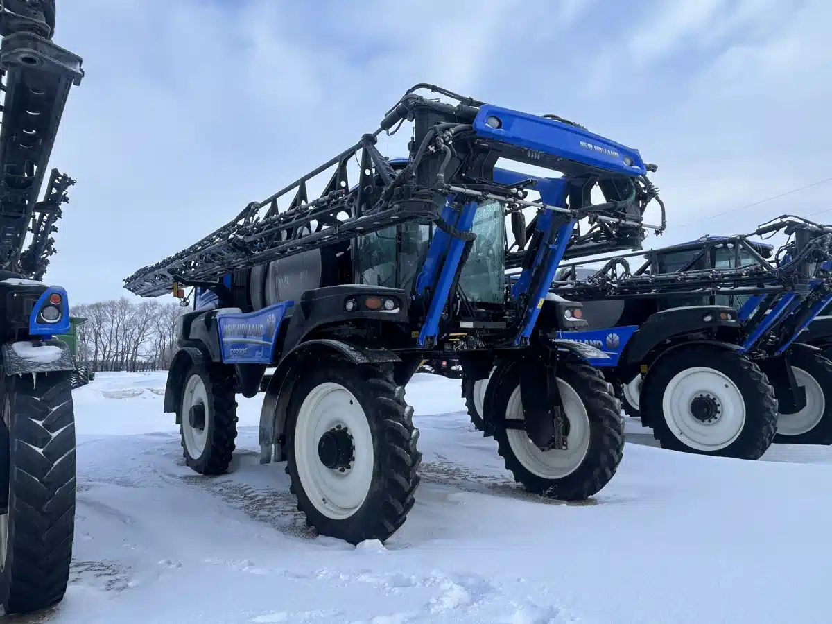 Photo de la Galerie 1 pour 2025 New Holland SP370F Arroseur - Automoteur