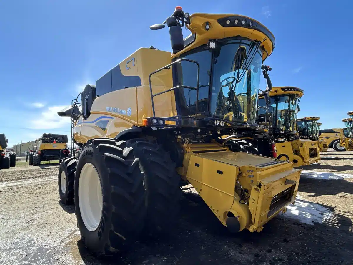 Photo de la Galerie 2 pour 2024 New Holland CR8.90Z Batteuse