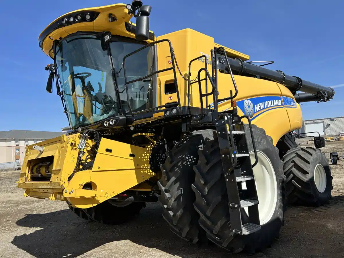 Photo de la Galerie 2 pour 2023 New Holland CR8.90Z Batteuse