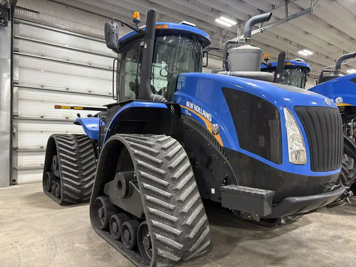 Gallery image 1 for 2017 New Holland T9.645 Tractor