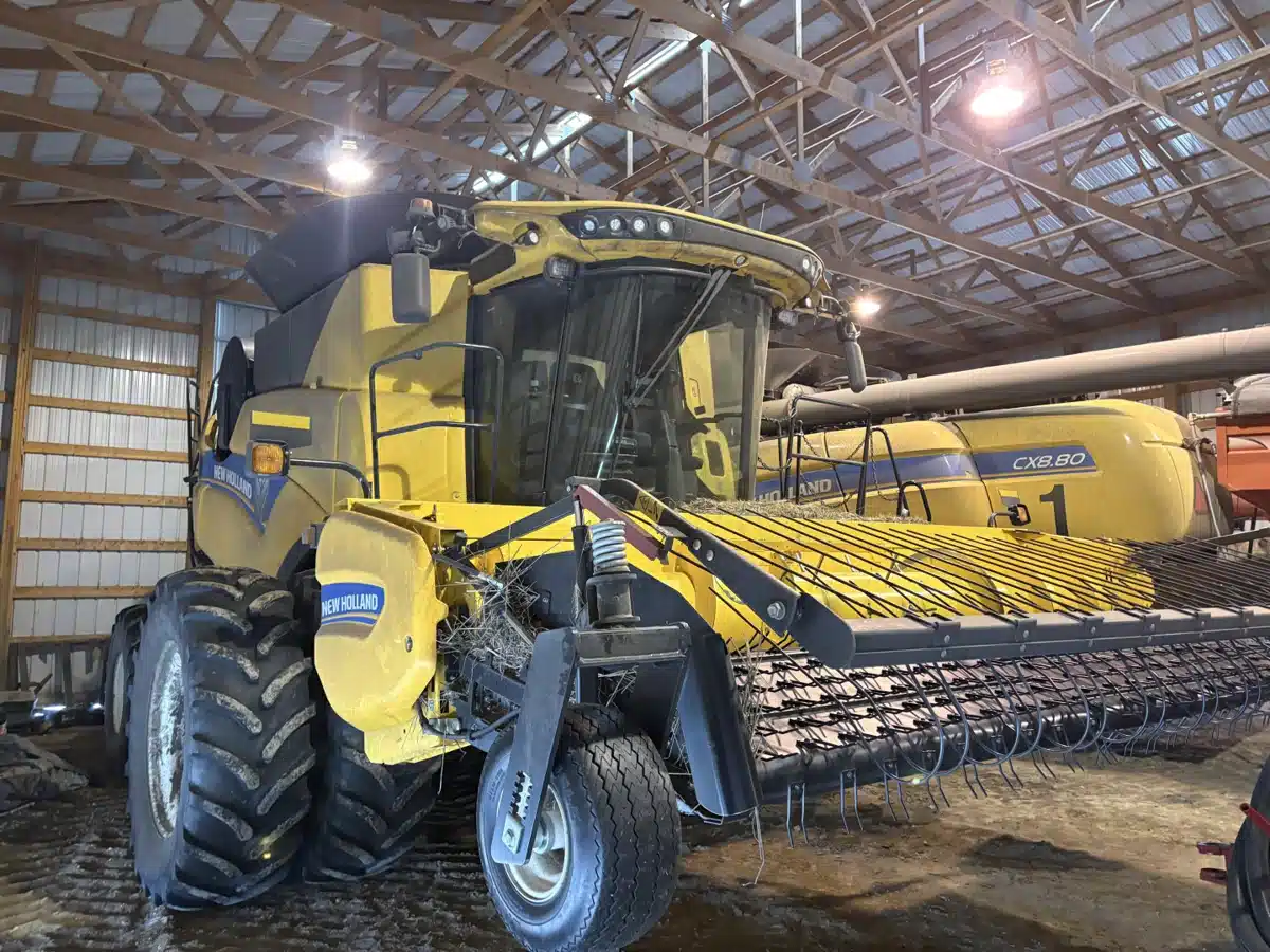Gallery image 2 for 2020 New Holland CX8.80 Combine