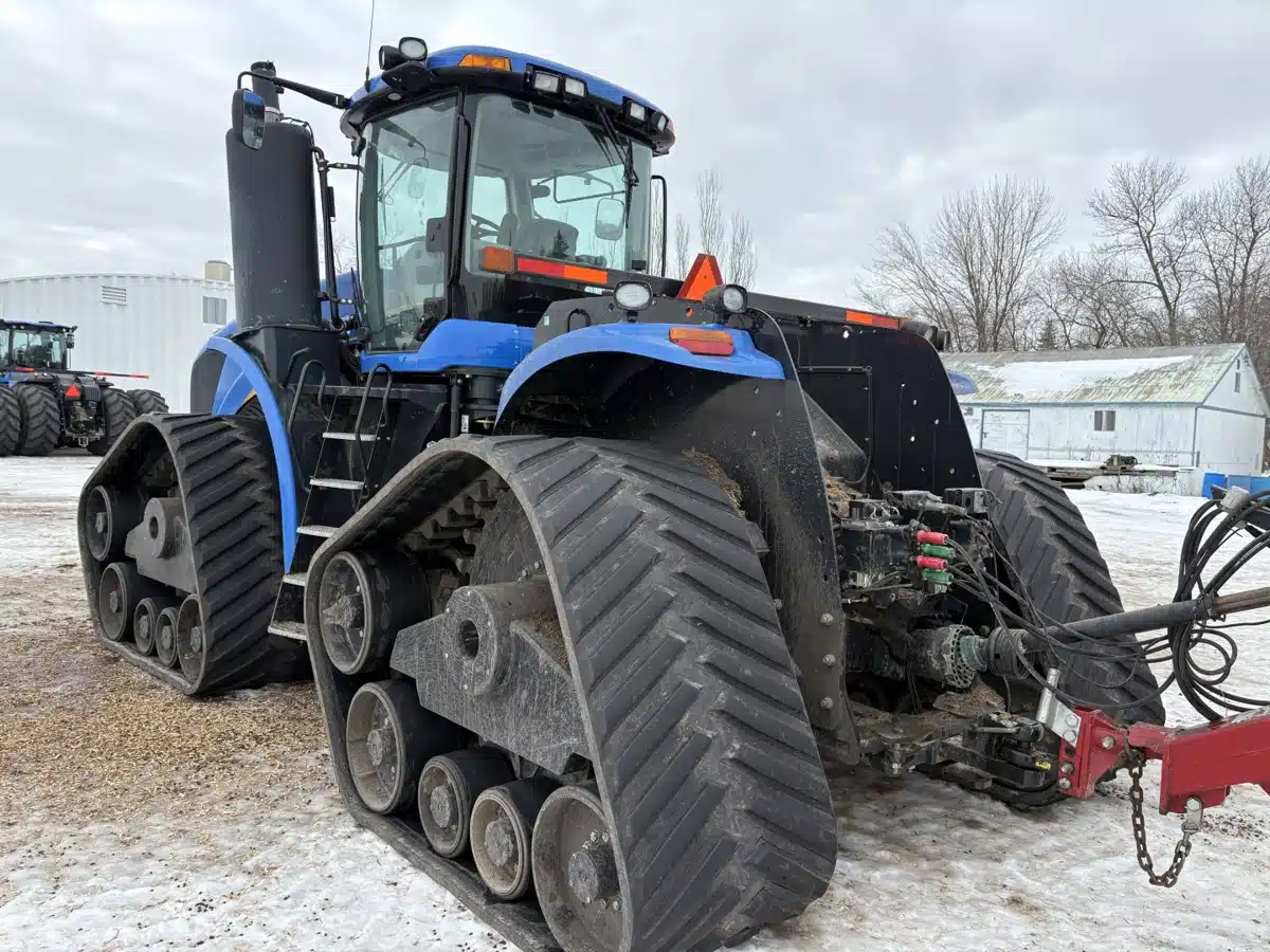 Gallery image 2 for 2014 New Holland T9.615 Tractor