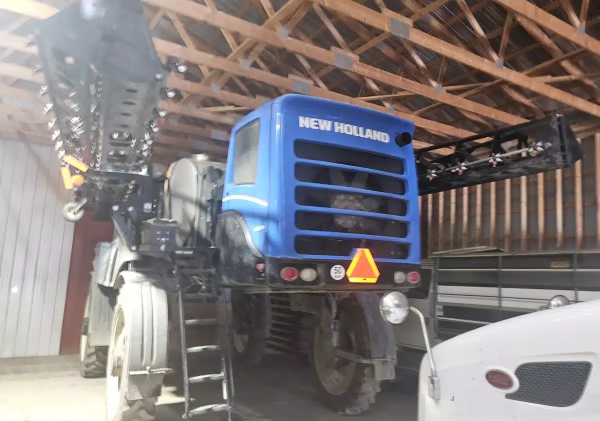 Photo de la Galerie 1 pour 2016 New Holland SP400F Arroseur - Automoteur