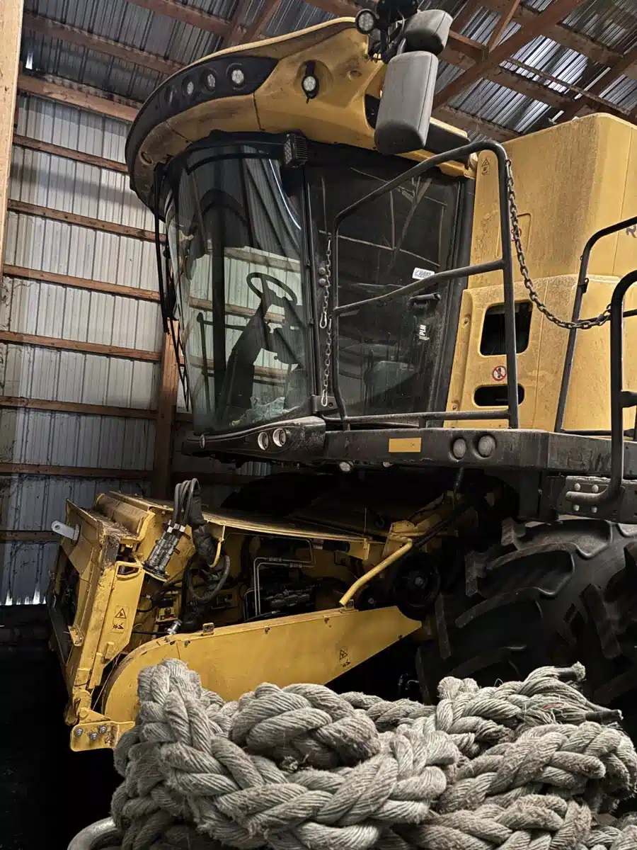 Gallery image 1 for 2021 New Holland CR9.90Z Combine