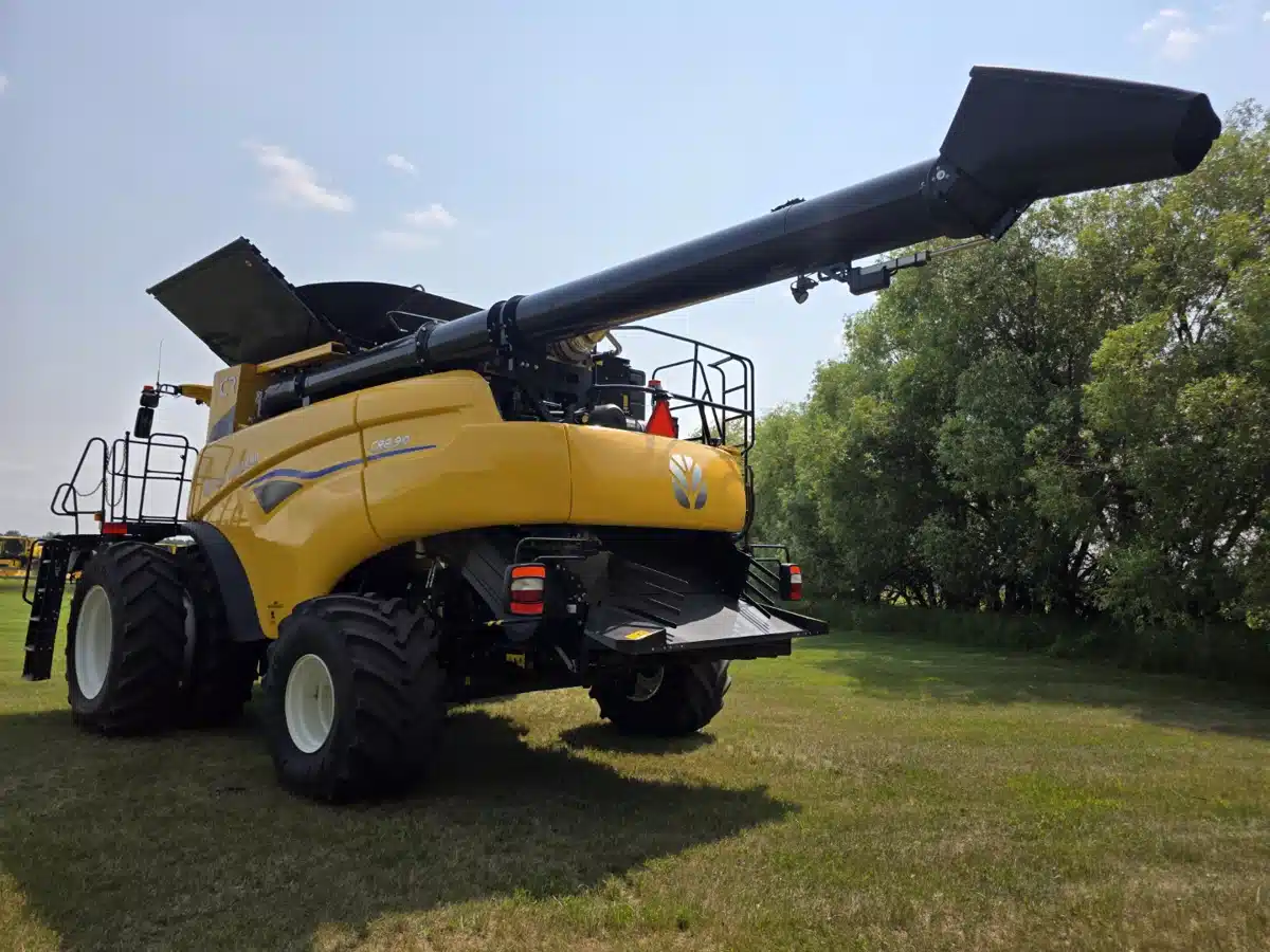 Photo de la Galerie 2 pour 2025 New Holland CR8.90Z Batteuse