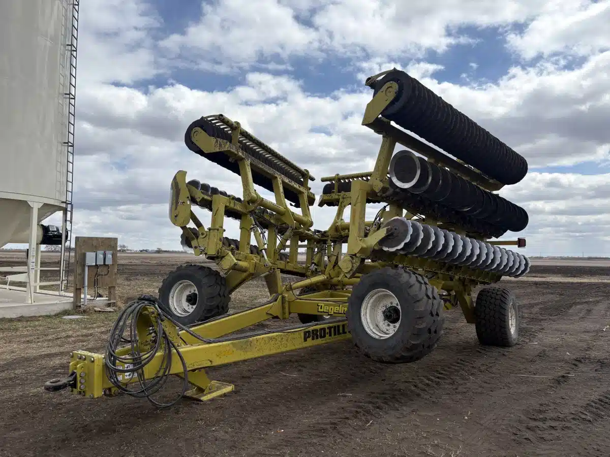 Gallery image 1 for 2022 Degelman PRO-TILL 40 Disc High Speed