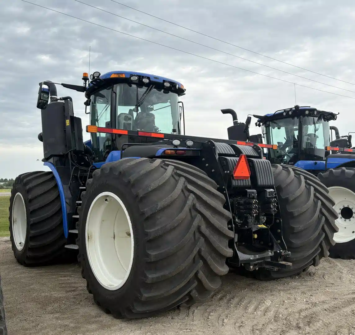 Gallery image 2 for 2022 New Holland T9.645 Tractor