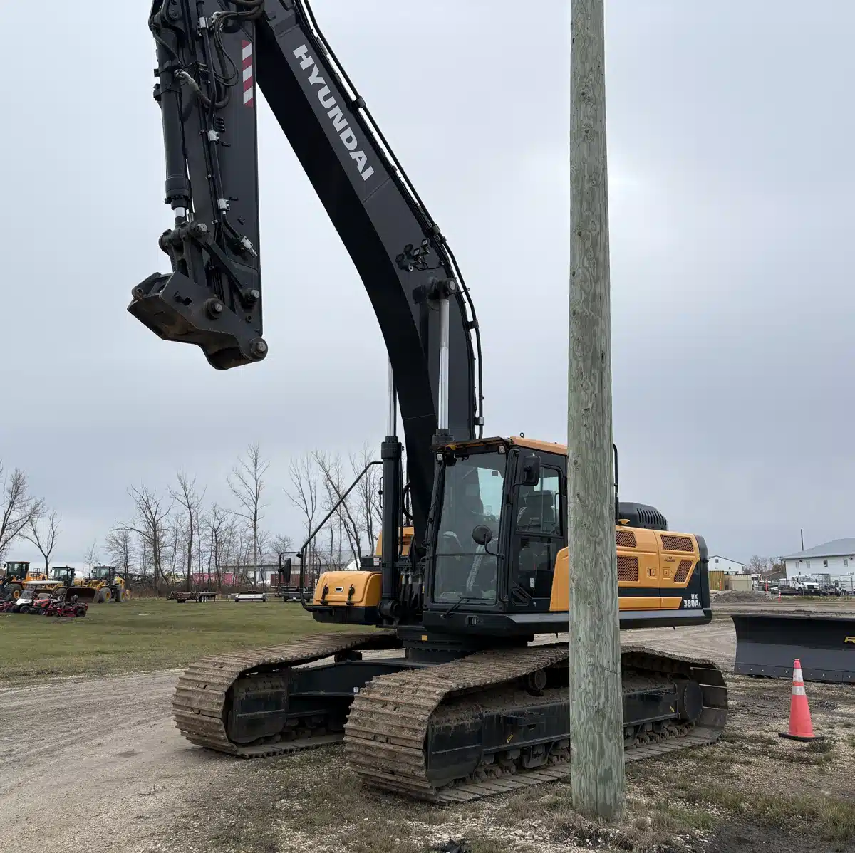 Photo de la Galerie 1 pour 2023 Hyundai Ind HX380AL Excavatrice