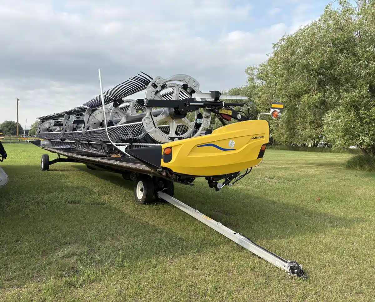 Gallery image 1 for 2024 MacDon FD240 Header - Flex Draper