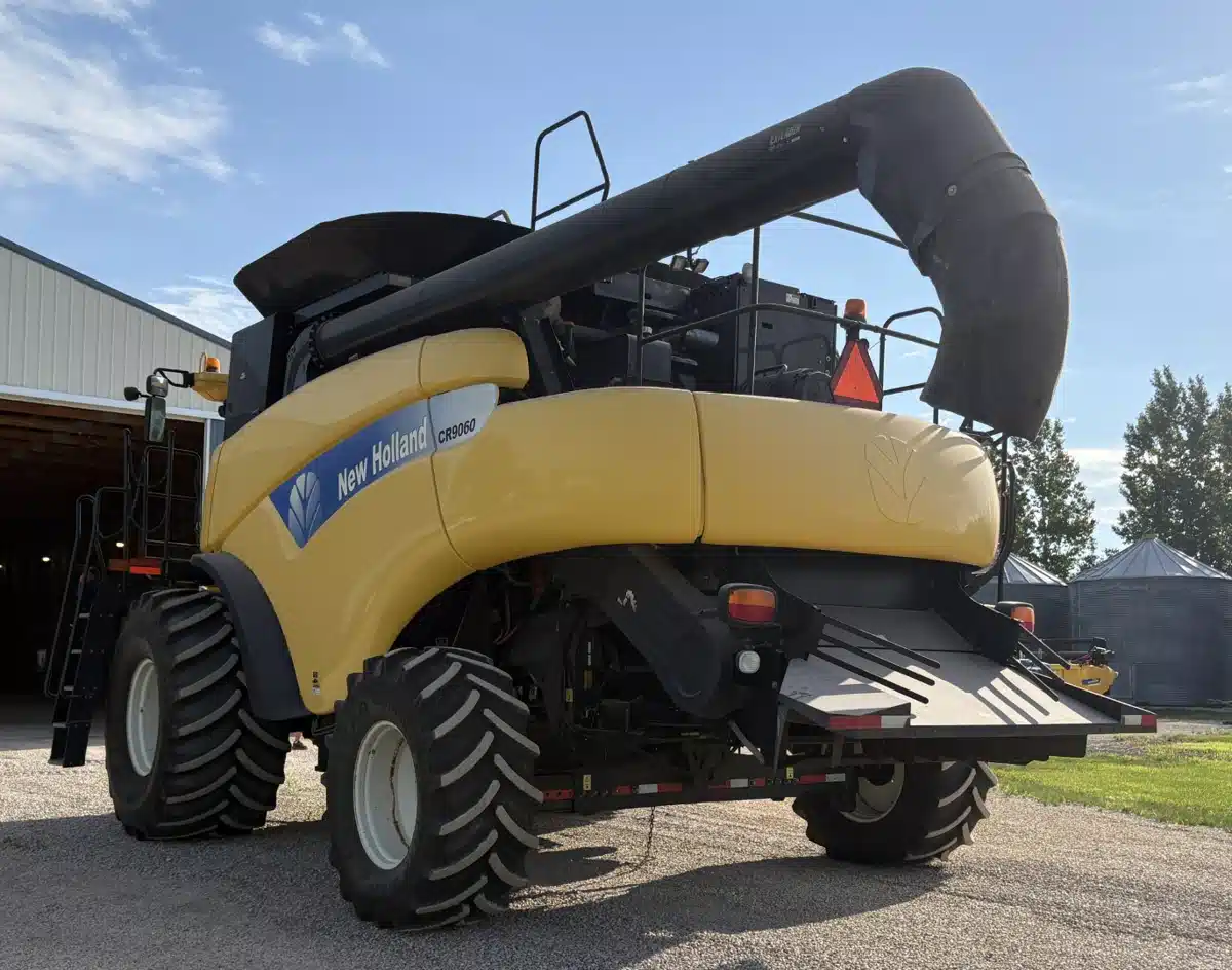 Photo de la Galerie 2 pour 2007 New Holland CR9060 Batteuse