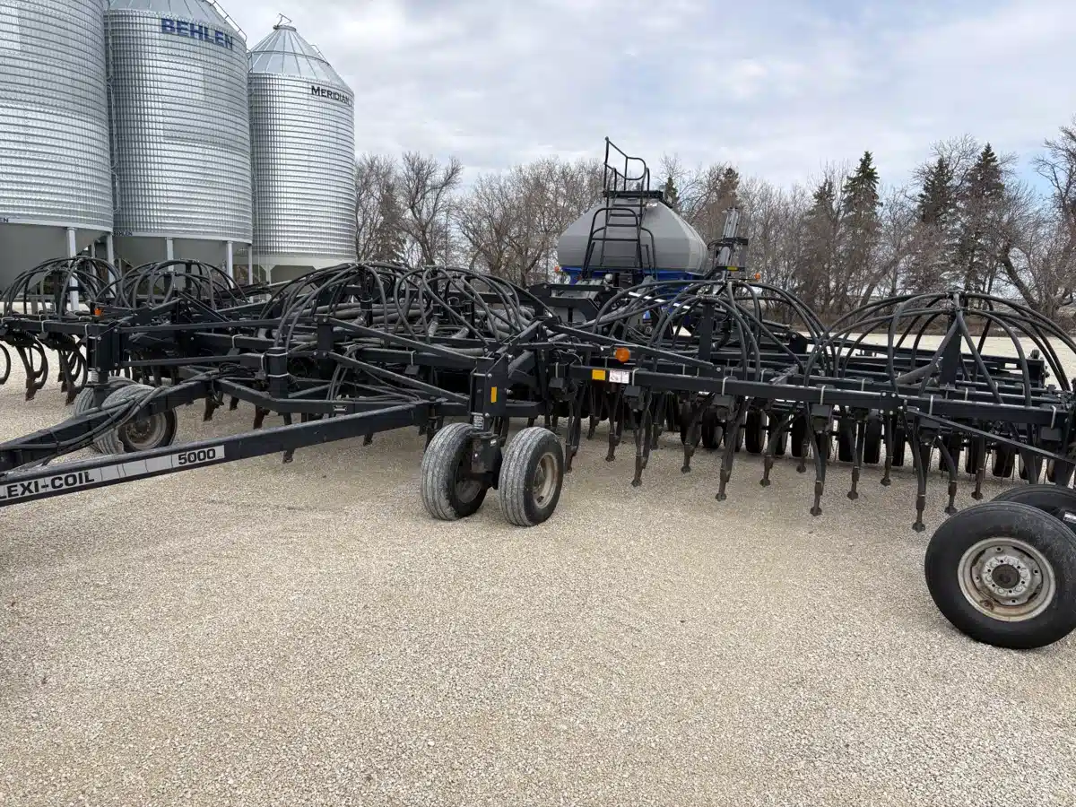 Gallery image 1 for 2001 Flexi-Coil 5000 Air Drill