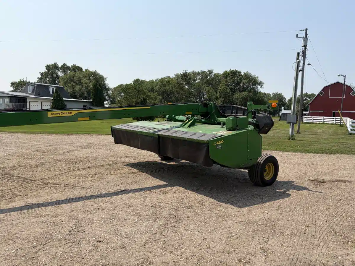 Photo de la Galerie 1 pour 2024 John Deere C450 Faucheuse-conditionneuse à disques