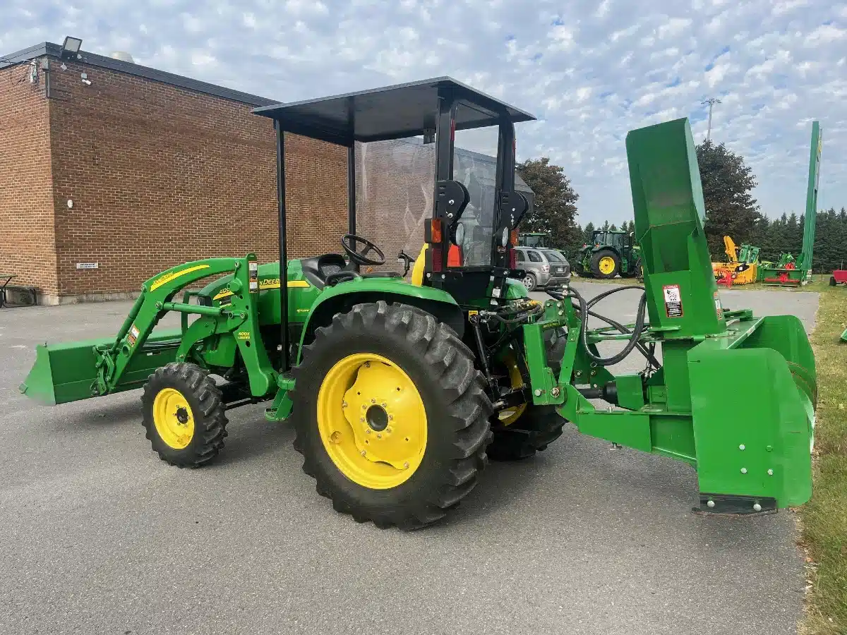 Gallery image 2 for Used 2012 John Deere 4120 Tractor