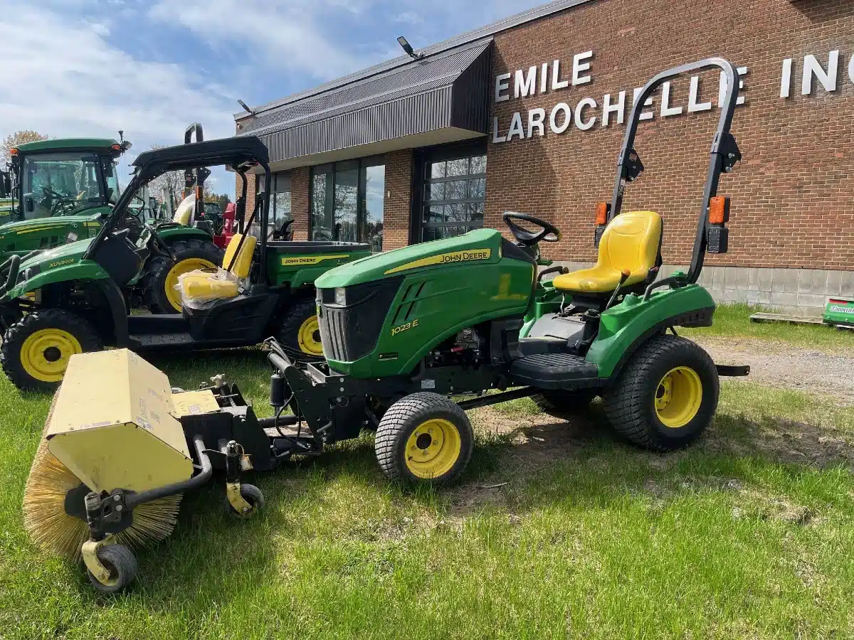 Gallery image 1 for Used 2017 John Deere 1023E Tractor