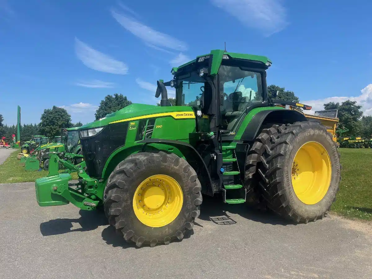 Gallery image 1 for Used 2021 John Deere 7R 290 Tractor