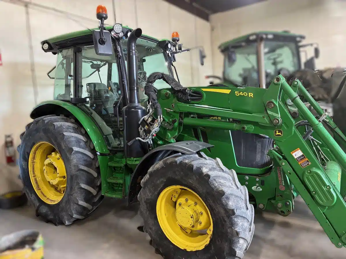 Gallery image 1 for Used 2019 John Deere 5125R Tractor