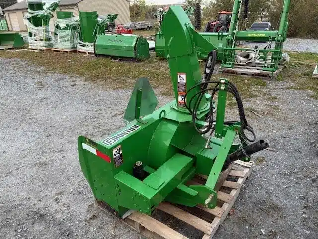 Gallery image 1 for Used 2020 Frontier SB1154 Snow Blower