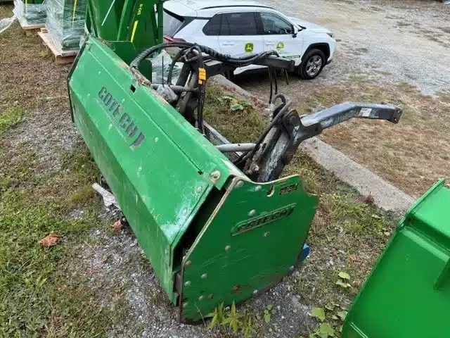 Gallery image 2 for Used 2017 Cotech 6-10 TIREE Snow Blade