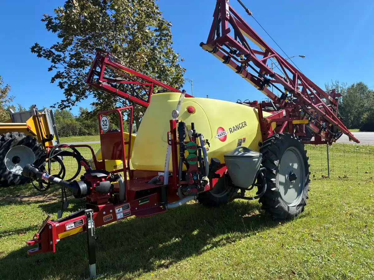 Photo de la Galerie 1 pour 2025 Hardi RANGER 2000 Arroseur - Trainé