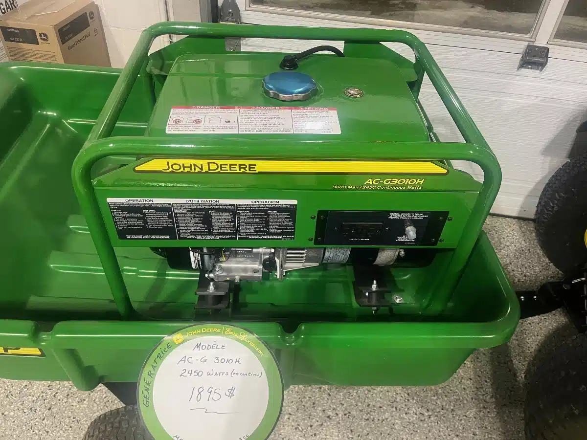 Gallery image 1 for New 2024 John Deere AC-G3010H Generator