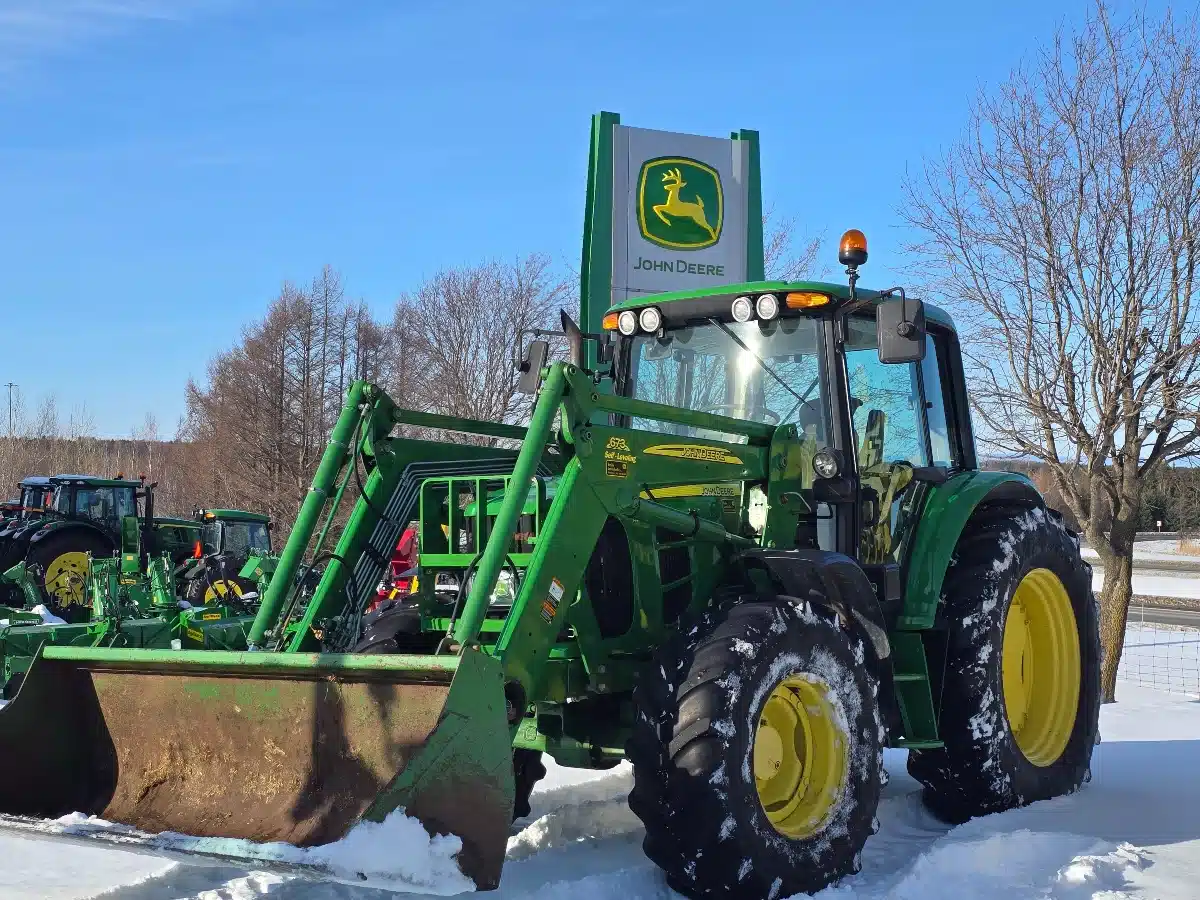 Gallery image 1 for 2010 John Deere 6430 PREMIUM Tractor